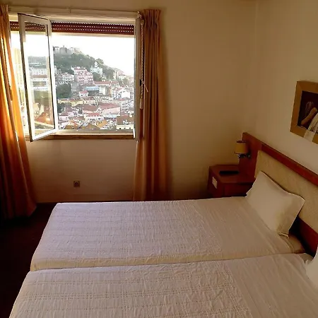 Hotel Albergaria Senhora Do Monte 3*