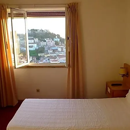 Albergaria Senhora Do Monte Лиссабон