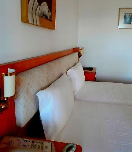 Hotel Albergaria Senhora Do Monte 3*